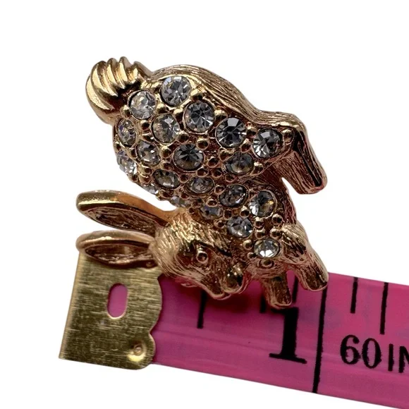 Vintage Avon Gold Tone with Rhinestones Bunny Brooch - Picture 7 of 7